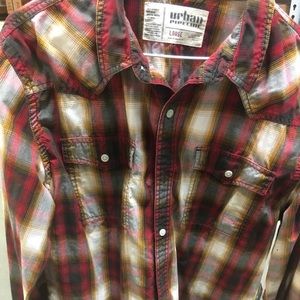 Plaid cowboy button down!